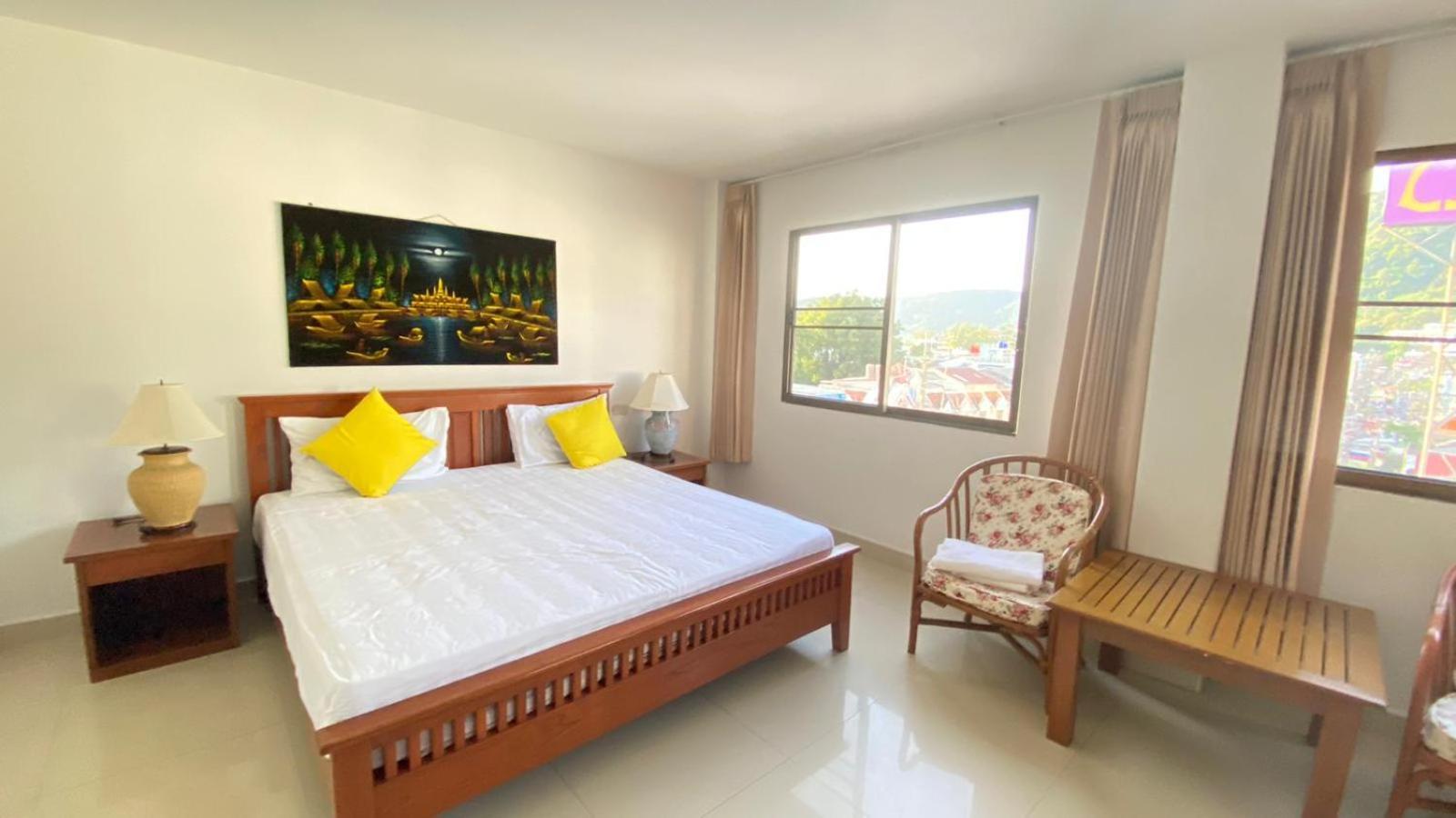 Royal Sweet Hotel Patong Luaran gambar