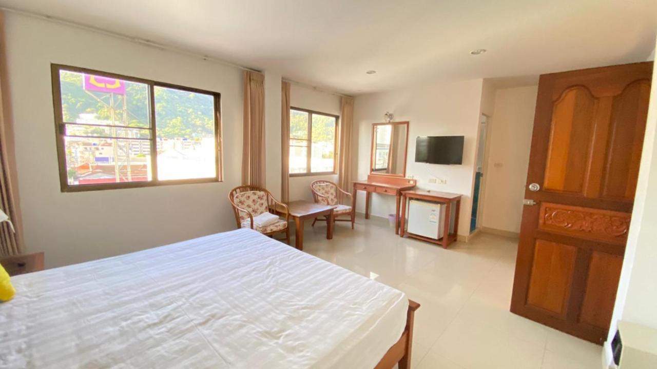 Royal Sweet Hotel Patong Luaran gambar