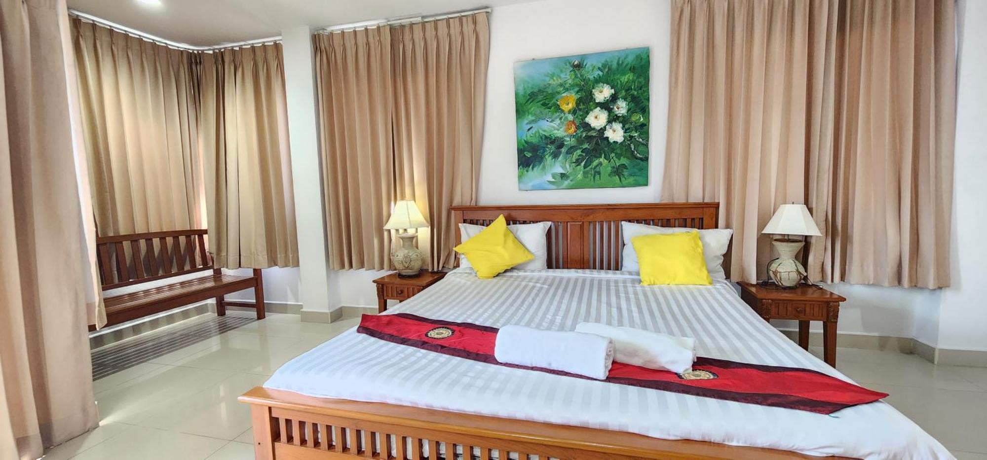 Royal Sweet Hotel Patong Luaran gambar