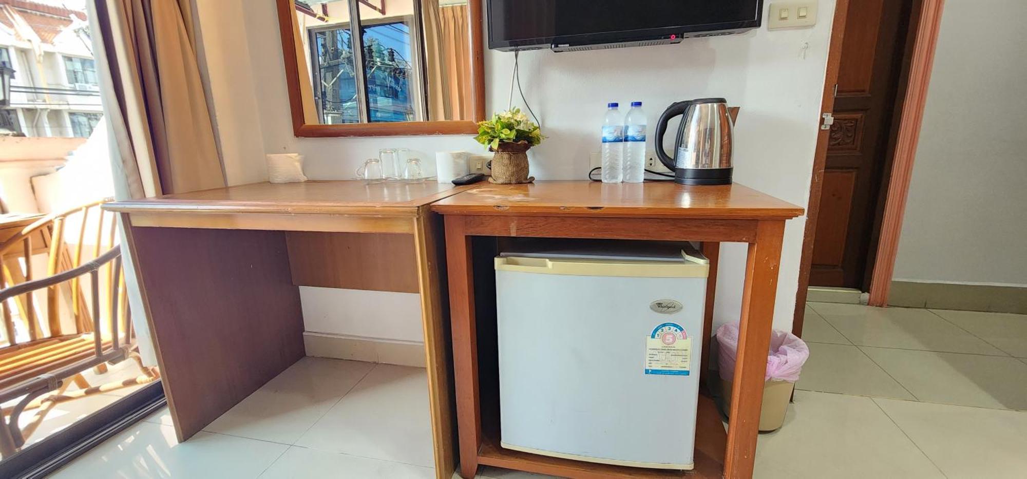 Royal Sweet Hotel Patong Luaran gambar
