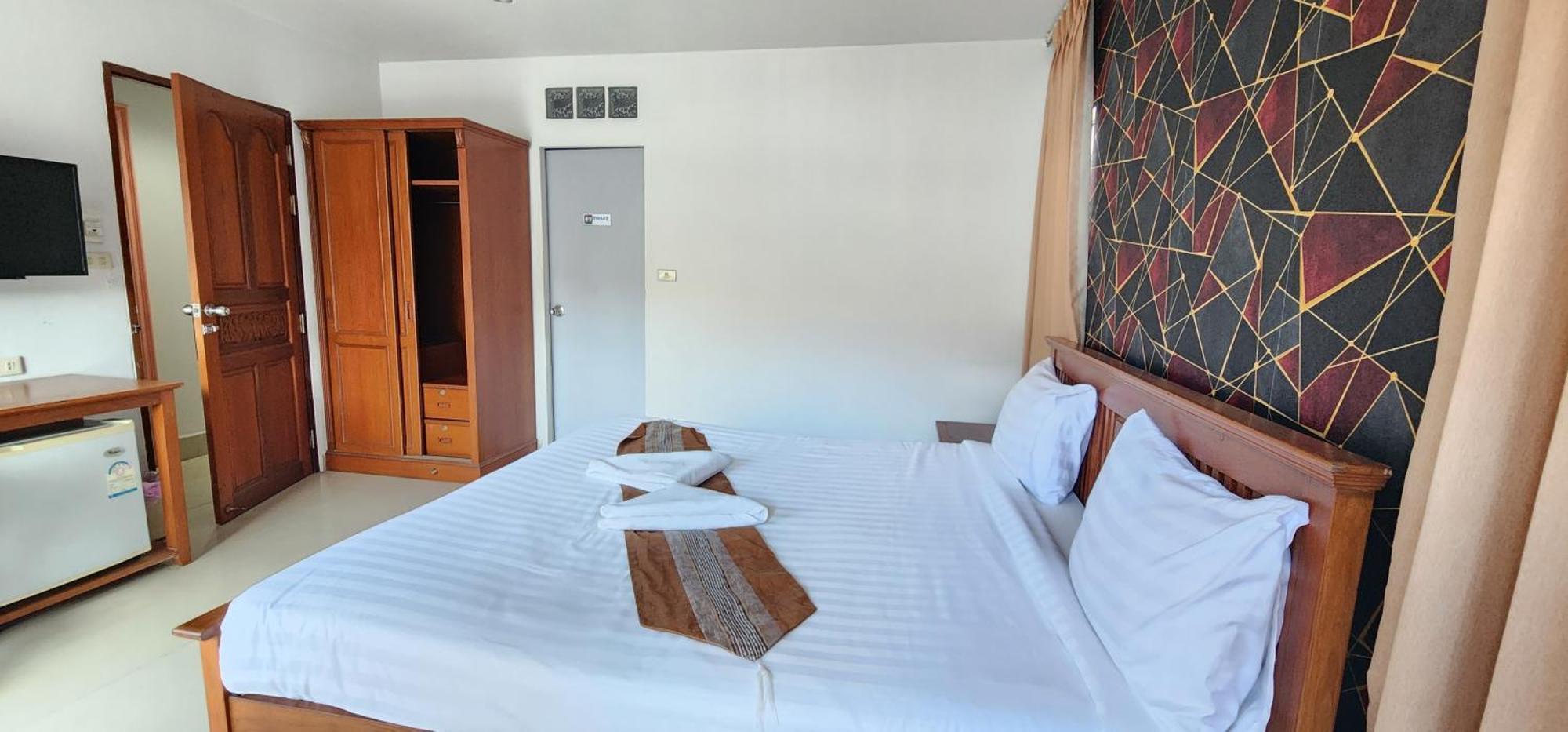 Royal Sweet Hotel Patong Luaran gambar