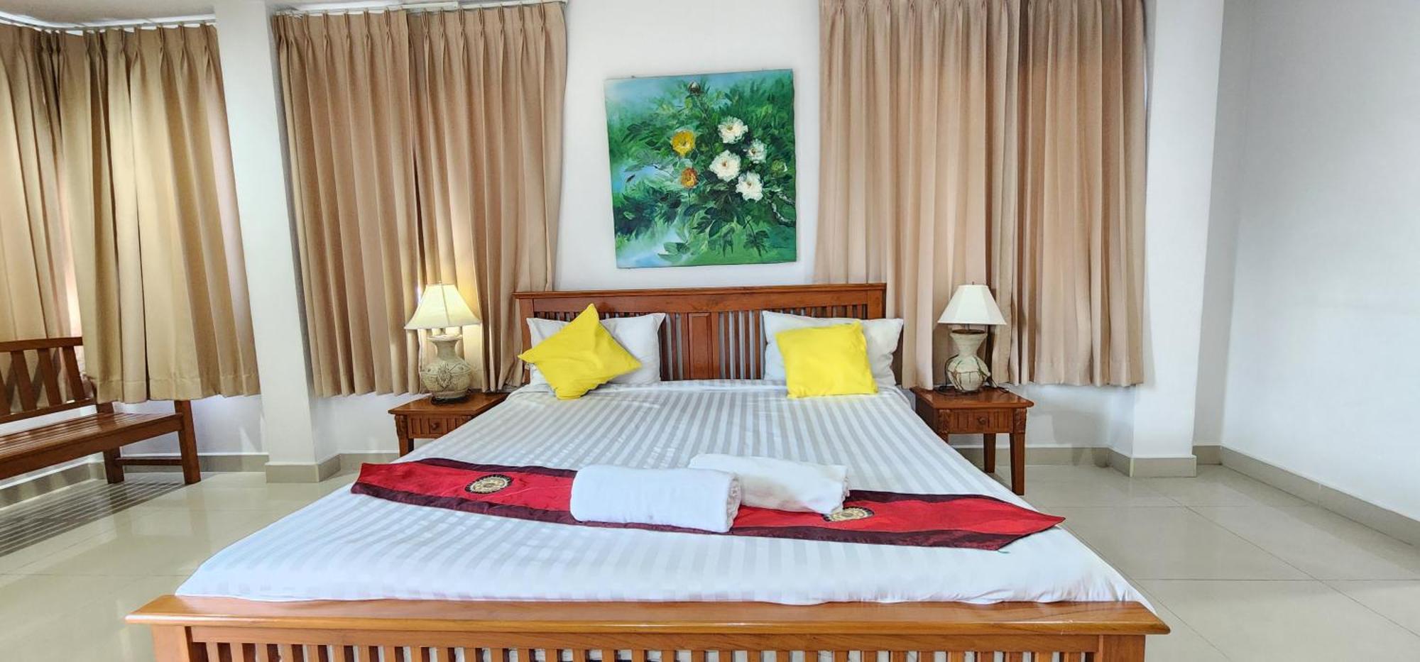 Royal Sweet Hotel Patong Luaran gambar